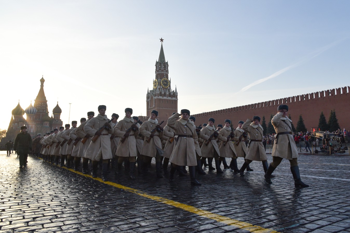 Когда состоялся военный парад на красной площади. Парад на красной площади 1941. Парад в Москве 7 ноября 1941. Парад на красной площади 7 ноября 1941. День воинской славы парад 7 ноября 1941 года в Москве на красной площади.