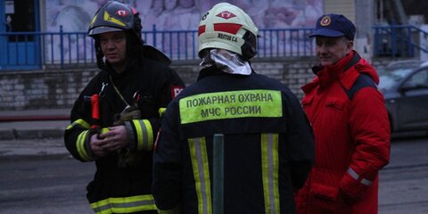 Очевидцы сообщили о пожаре в квартире дома на улице Чертановская
