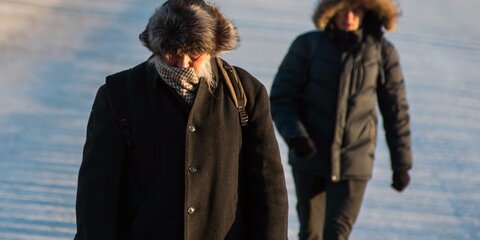 Синоптики пообещали москвичам снег и мороз 25 ноября