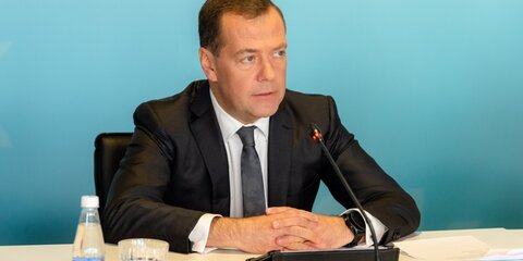Медведев невысоко оценил шансы Порошенко победить на выборах