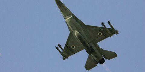 Сирийская система ПВО сбила израильский самолет и ракеты под Дамаском