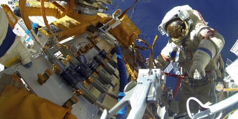 Космонавты спасут Железного человека в открытом космосе