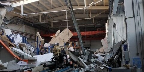 Один человек погиб при обрушении здания в Дзержинском