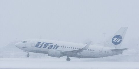 Летевший в Москву самолет аварийно сел в Ханты-Мансийске