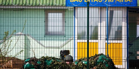 В Госдуме прокомментировали продление Украиной запрета на въезд мужчин из РФ