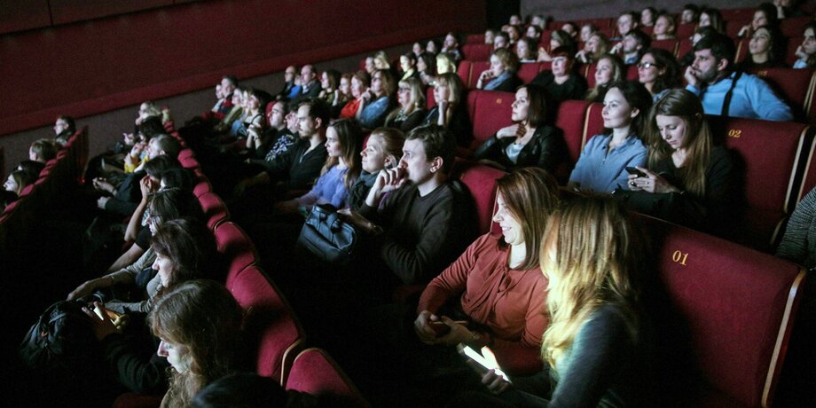 Сервисы билетов в кино по подписке «Киноголик» и Okko: как работают, сколько стоят