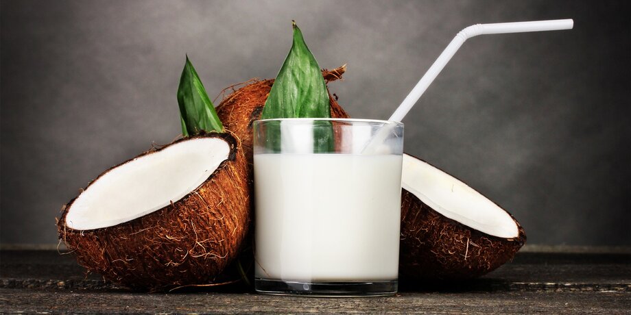 Растительное молоко: как заменить корову кокосом