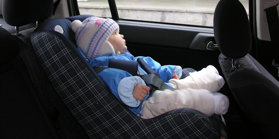 Детское кресло или адаптер: что купить в машину – Москва 24
