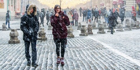 Жителей Москвы и области предупредили о мокром снеге с ветром