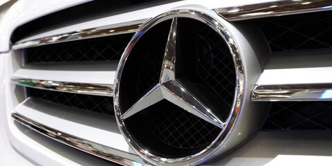 Неизвестные на Mercedes совершили разбойное нападение в центре Москвы