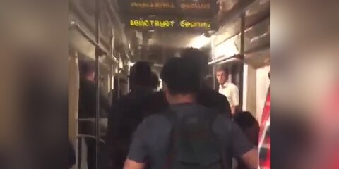 Более 700 человек эвакуировали после сбоя на Солнцевской линии метро