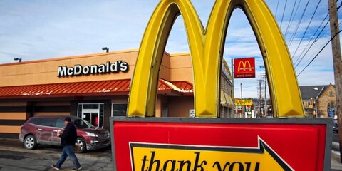 Сотрудники McDonald’s пожаловались на сексуальные домогательства