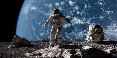 Первый российский экипаж высадится на Луне в 2030 году