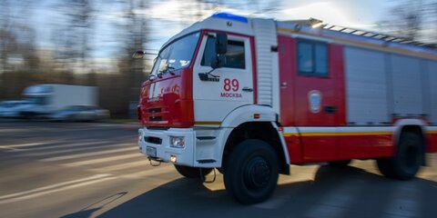При пожаре в многоэтажке на западе Москвы спасли 10 человек