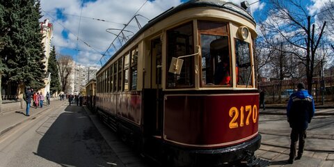 Москва онлайн покажет День московского транспорта на Чистопрудном бульваре