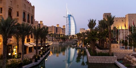 В Дубае ввели 30-дневное разрешение на алкоголь для туристов