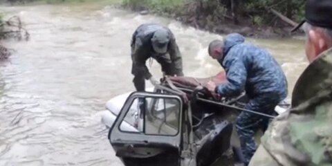 Найдено тело десятой погибшей в аварии на реке в Тыве
