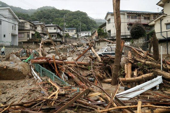 В Японии число пострадавших в итоге тайфуна превысило 20 человек