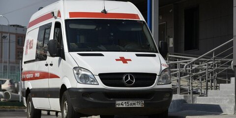 Два человека пострадали при ДТП со скорой на юге Москвы