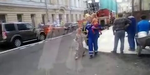 Четырех человек спасли при ликвидации пожара в центре Москвы