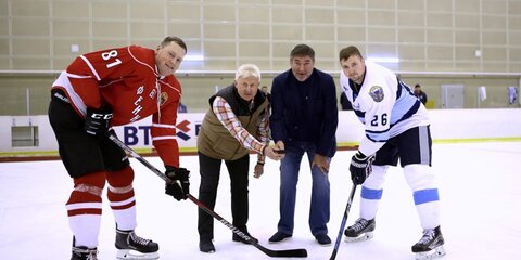В Москве проходит хоккейный турнир на Кубок Мышкина
