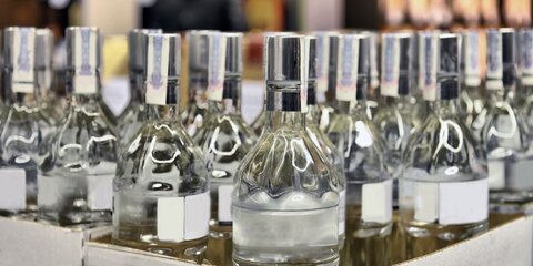 Минфин предложил повысить цену на водку до 230 рублей