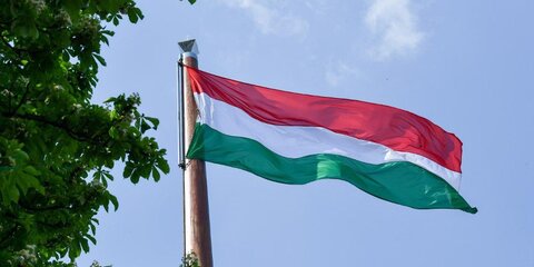 Венгрия забирает свои паспорта у жителей Закарпатья