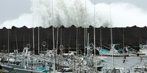 Число погибших из-за тайфуна в Японии выросло до 19 человек