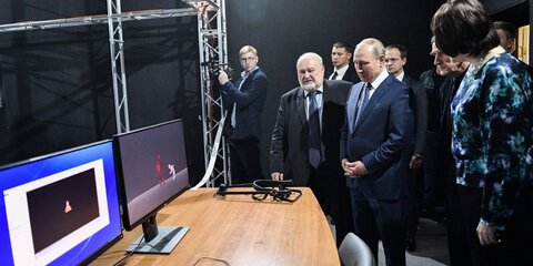Путин поручил Мединскому создать студию документального кино