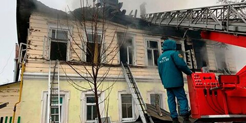 Режим ЧС объявлен в Ростове после крупного пожара в жилом доме