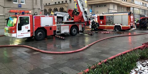 Собянин поблагодарил пожарных за тушение пожара на Большой Сухаревской