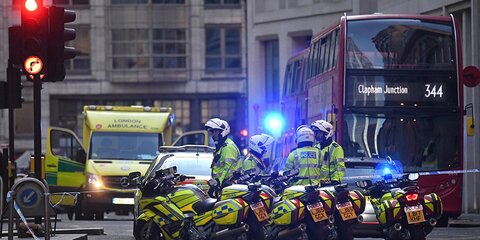 По меньшей мере два человека погибли в результате теракта на Лондонском мосту – СМИ