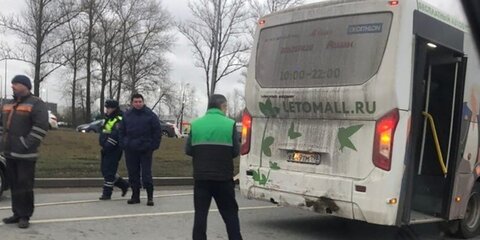 Семь человек пострадали в ДТП с автобусом в Санкт-Петербурге
