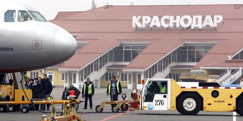 Самолет авиакомпании Utair экстренно сел в Краснодаре из-за проблем с шасси