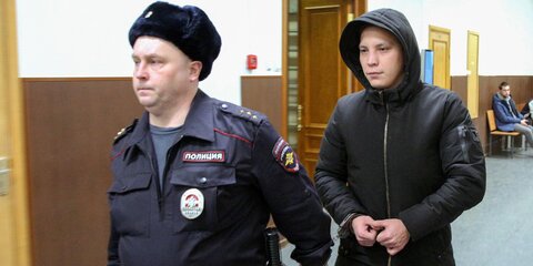 Суд арестовал всех пятерых экс-полицейских по делу Голунова