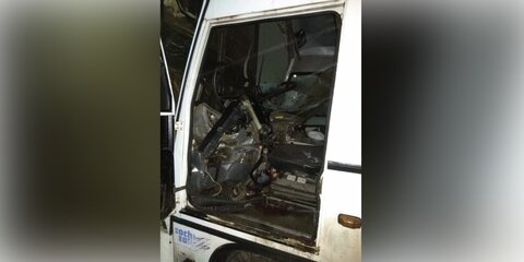 Шесть человек пострадали при аварии автобуса и грузовика в Видном