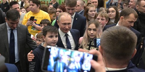 Воспитанник детского дома попросил Путина вернуть его родственникам