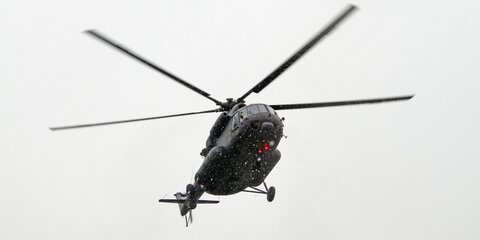 Судьба пилота упавшего в Астраханской области вертолета остается неизвестной