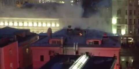 Около 30 человек эвакуировали при пожаре в кафе в центре столицы