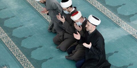 В мечетях московского региона не будут проводить коллективные молитвы до конца апреля