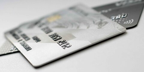 Сбербанк продлил действие банковских карт с истекшим сроком