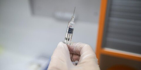 Полная приостановка вакцинации детей в России недопустима – Минздрав