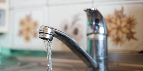 Роскачество посоветовало ограничить потребление водопроводной воды