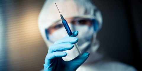 Испытавший вакцину от коронавируса рассказал о неприятном побочном эффекте