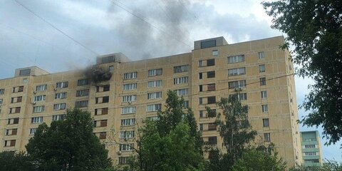 Пожар произошел в доме в проезде Дежнева