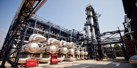 Путин открыл высокотехнологичный комплекс переработки нефти 