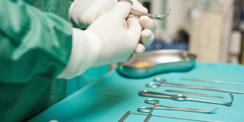 Женщине удалили аппендицит во время операции кесарева сечения