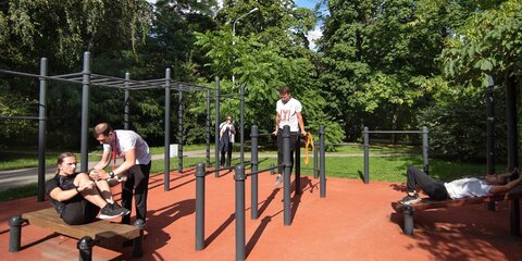 В парках Москвы пройдут бесплатные тренировки со спортсменами