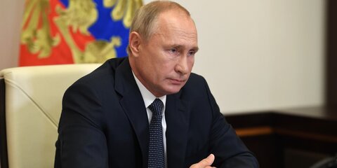 Путин заявил Макрону о недопустимости вмешательства во внутренние дела Белоруссии