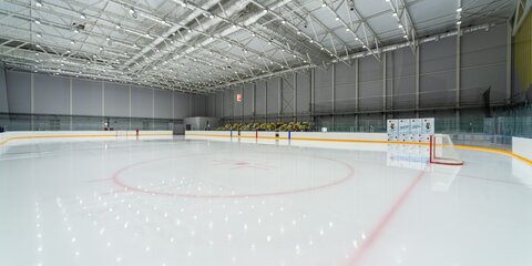 Восемь спорткомплексов с ледовыми аренами планируют открыть в Москве за 2 года